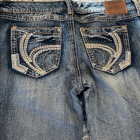 ARIYA Size 11/12 Bootcut Jeans – Light Wash Embroidered Flap Pockets Western - Picture 8 of 10